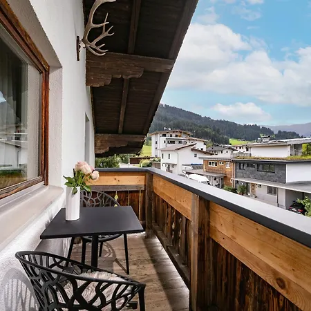 Adler 5 Mit 1 Schlafzimmer - By Nv-appartements 아파트